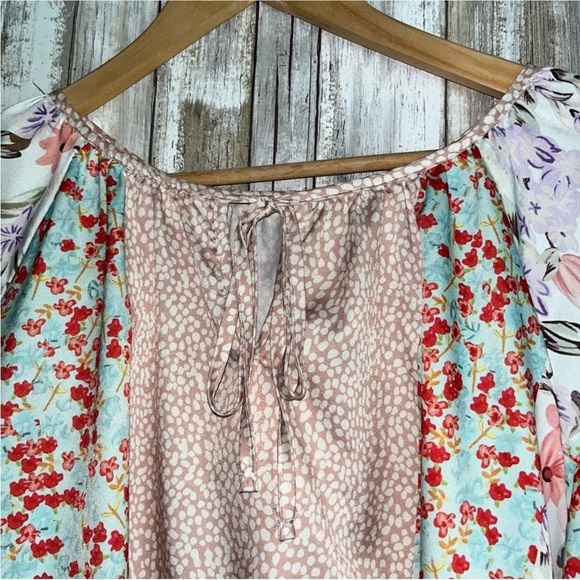 Jodifl Mixed Floral Print Blouse - Picture 5 of 6